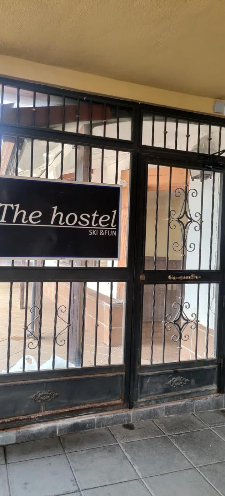 The Hostel Sierra Nevada Luaran gambar